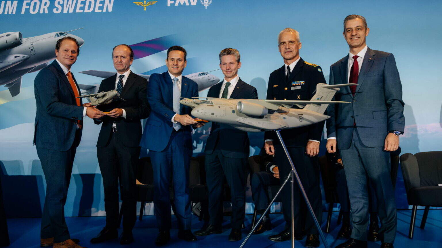 Jonas Wikman Ceremoni för flygvapnets nya transportflygplan - Officerstidningen