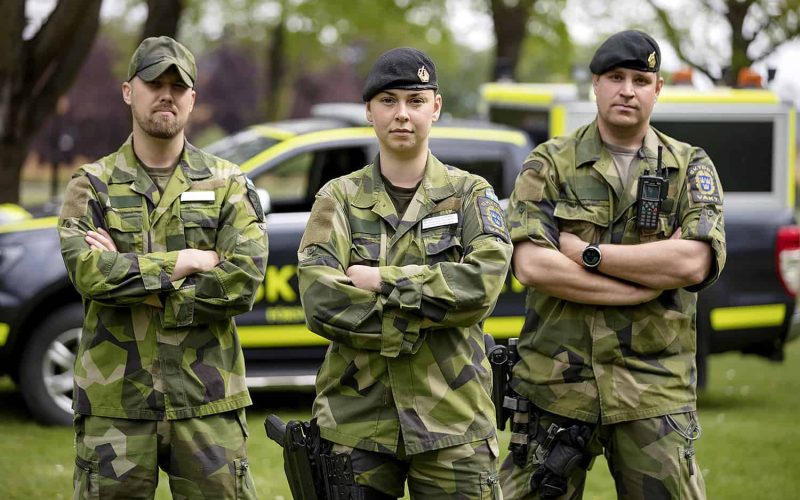 Simon Ingemarsson, Sarah Algstrand och Christian Eskelinen skulle alla tre vilja arbeta kvar som soldater i Försvarsmakten.
