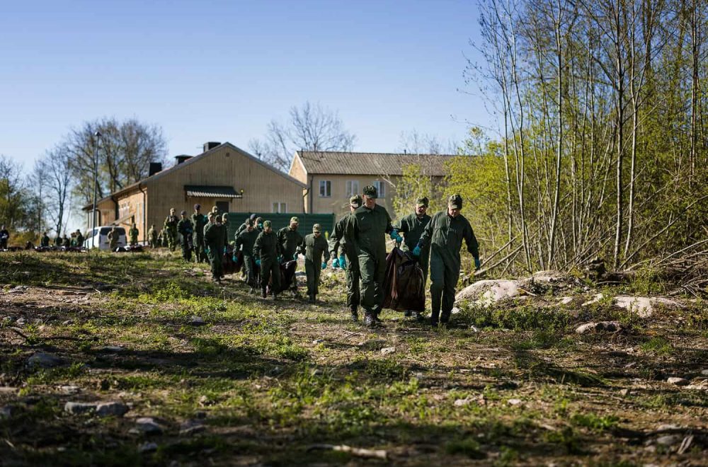 Aurora 26, krigsgravtjänst