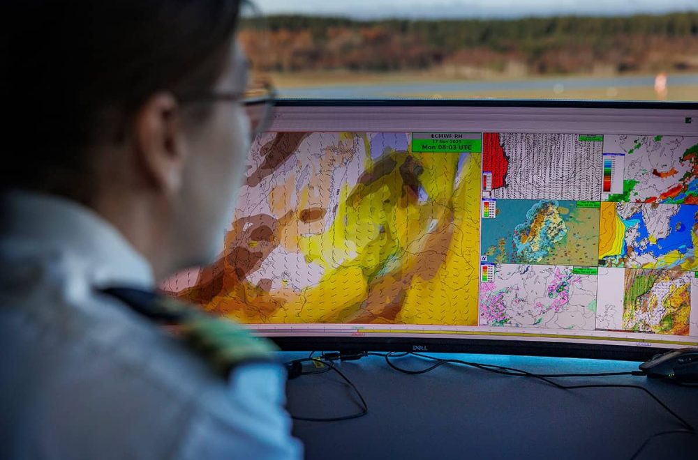 f17_vader_vaderkartor_skarm